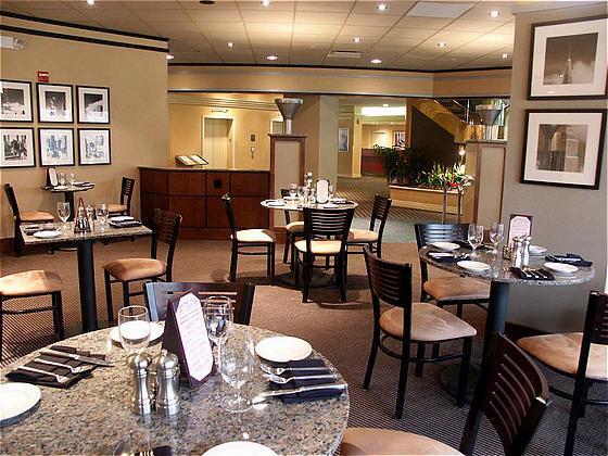 Holiday Inn Secaucus Meadowlands Restaurant foto